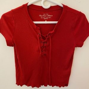 Hollister Cropped Tee